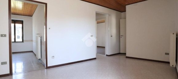 2 Schlafzimmer Wohnung in Udine, Italy, Nr. 14413 3