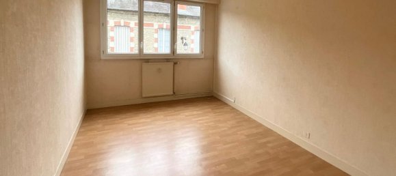 Квартира с 3 спальнями в Бурж, Франция № 84692 5