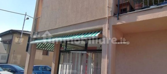 Коммерческая недвижимость с 2 комнатами в Альбавилла, Италия № 213236 3