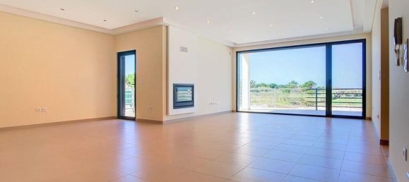 4 bedrooms House in Torres Vedras, Portugal No. 136452 3