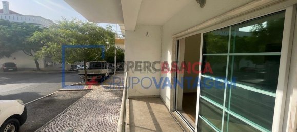 3 Schlafzimmer Doppelhaus in Barreiro, Portugal, Nr. 209769 19