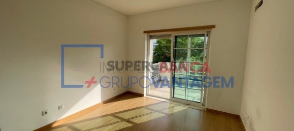 3 Schlafzimmer Doppelhaus in Barreiro, Portugal, Nr. 209769 23