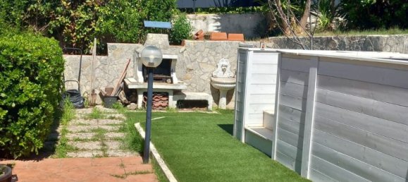 3 Schlafzimmer Haus in Galluccio, Italy, Nr. 325699 16