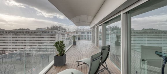 3 Schlafzimmer Penthouse in Porto, Portugal, Nr. 196730 28