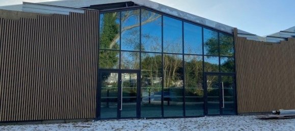 2-salle Propriété commerciale à La Teste-de-Buch, France No. 109659 3