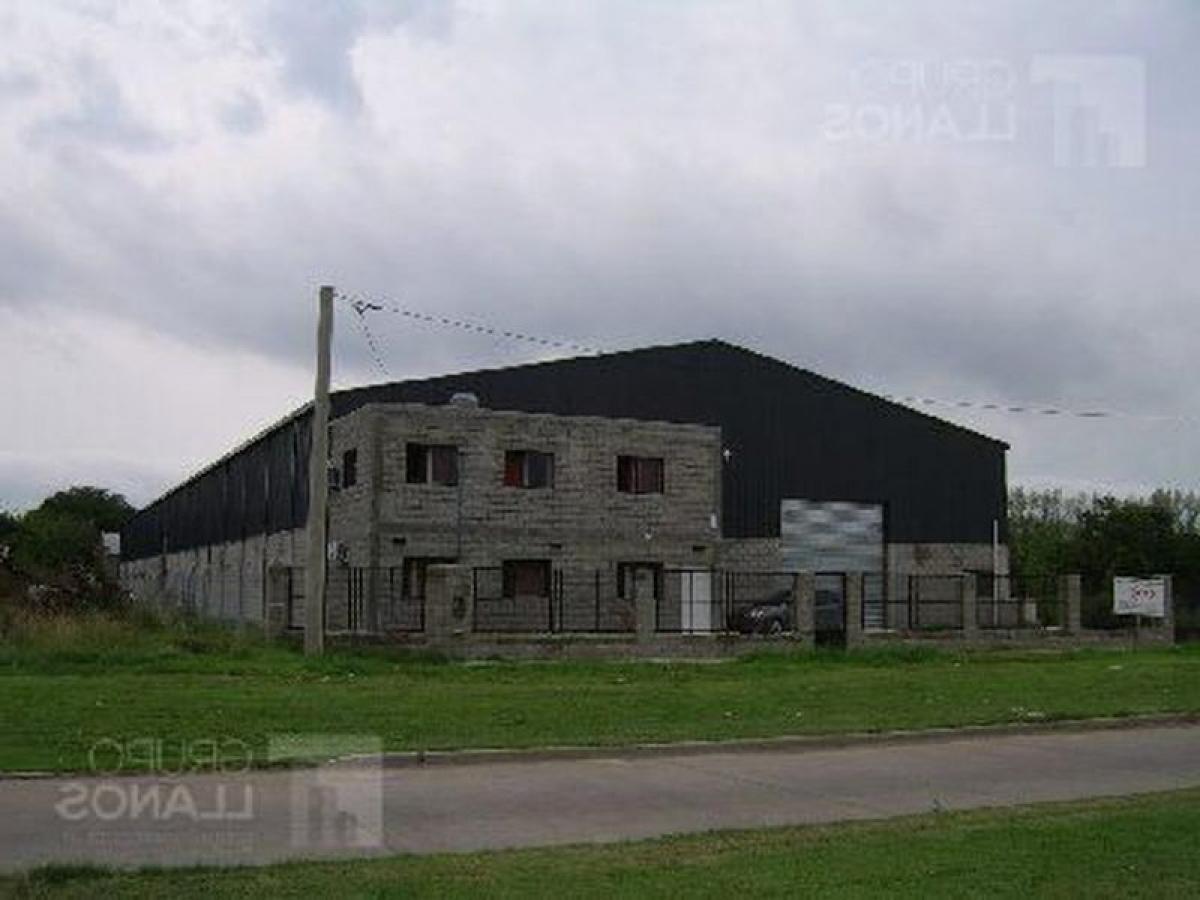 2347m² Commercial property in Buenos Aires, Argentina No. 109864