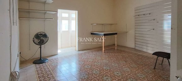  Shop in Birkirkara, Malta No. 13199 6