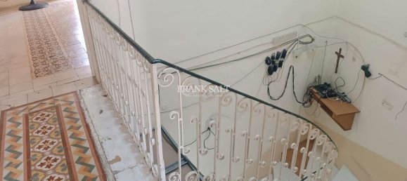  Shop in Birkirkara, Malta No. 13199 5