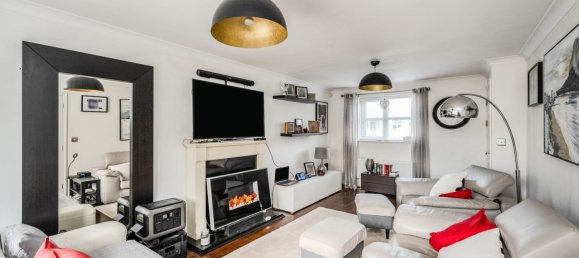  House in Swansea, United Kingdom No. 1916 3