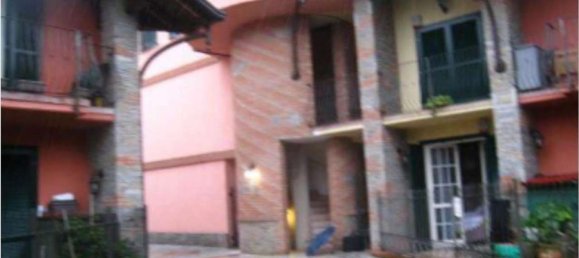 3 bedrooms Apartment in Travedona-Monate, Italy No. 363518 2