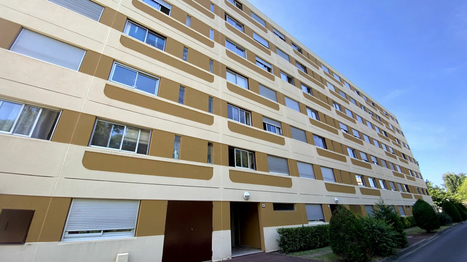 4 Schlafzimmer Wohnung in Talence, France, Nr. 110963