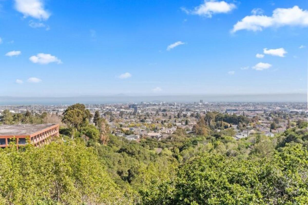 2 bedrooms House in San Mateo, USA No. 440351