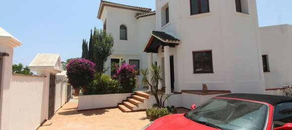 3 Schlafzimmer Villa in Estepona, Spain, Nr. 186108 27