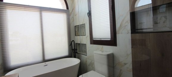 3 Schlafzimmer Villa in Estepona, Spain, Nr. 186108 21