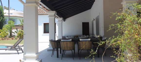 3 Schlafzimmer Villa in Estepona, Spain, Nr. 186108 11