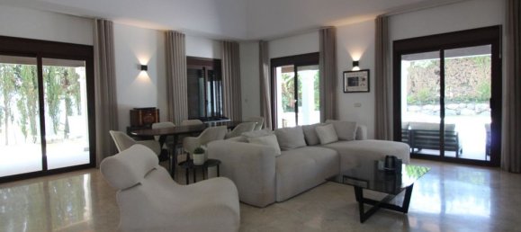 3 Schlafzimmer Villa in Estepona, Spain, Nr. 186108 3