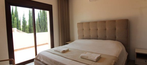 3 Schlafzimmer Villa in Estepona, Spain, Nr. 186108 20