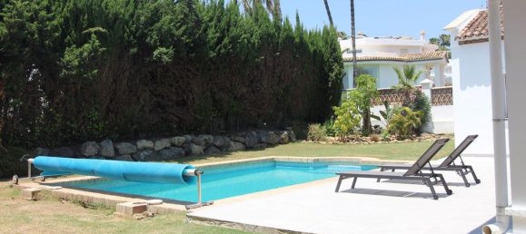 3 Schlafzimmer Villa in Estepona, Spain, Nr. 186108 10