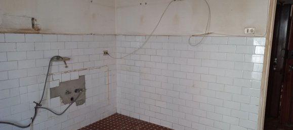 3غرفة شقة في Genoa, Italy رقم 35863 6