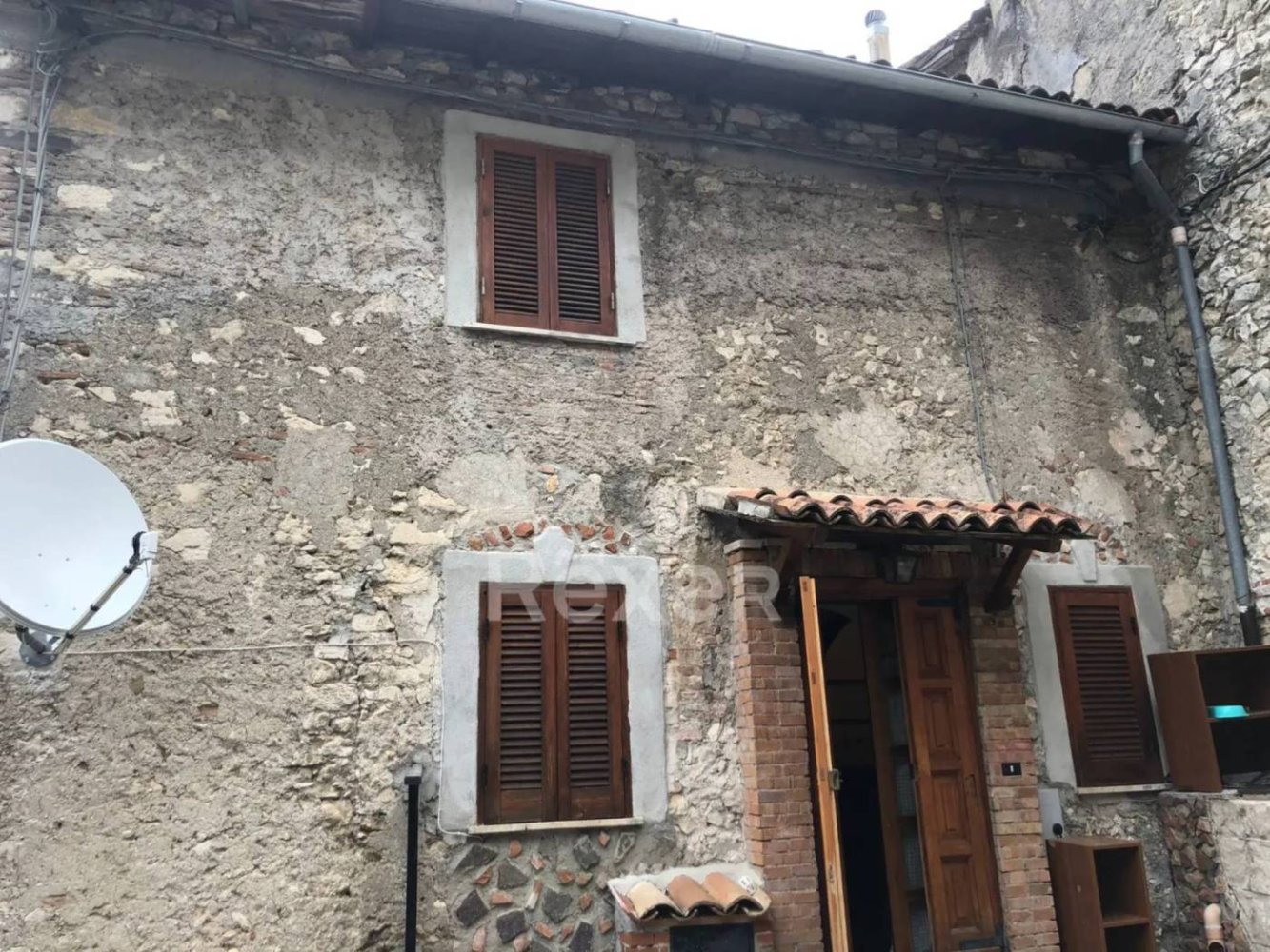 2 bedrooms House in Rocca di Botte, Italy No. 294657