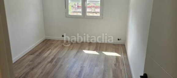 3 bedrooms Apartment in Esplugues de Llobregat, Spain No. 153881 3