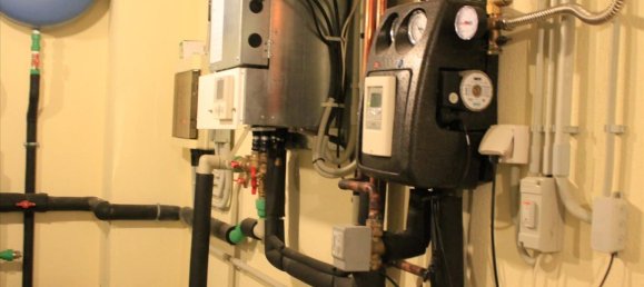 5 bedrooms Commercial property in Thessaloniki, Greece No. 5961 25