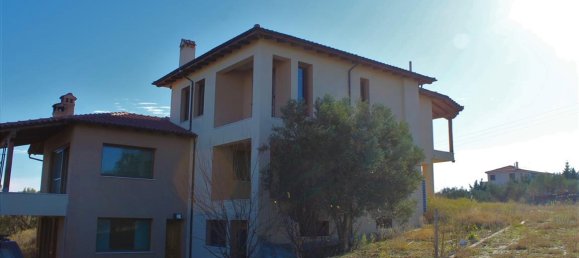 5 Schlafzimmer Gewerbliche Immobilien in Thessaloniki, Greece, Nr. 5961 19