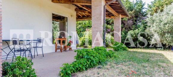 Villa de 10 dormitorios en Monterosi, Italy No. 177058 32