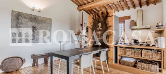 Villa de 10 dormitorios en Monterosi, Italy No. 177058 13