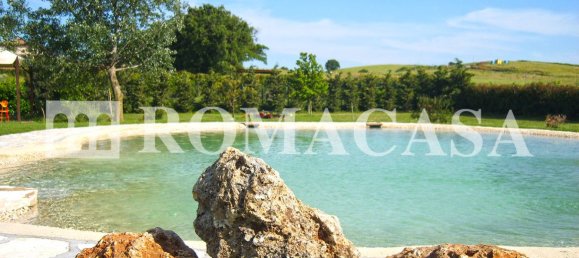 Villa de 10 dormitorios en Monterosi, Italy No. 177058 35