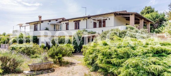 Villa de 10 dormitorios en Monterosi, Italy No. 177058 38