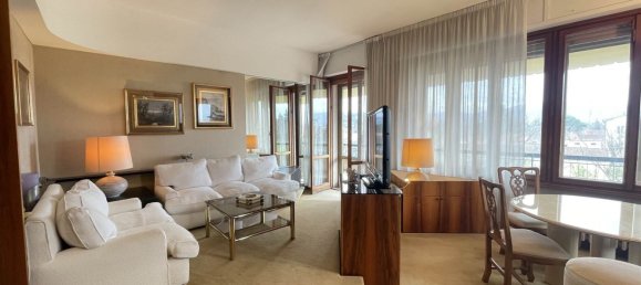 Apartamento de 6 habitaciónes en Florence, Italy No. 14434 2