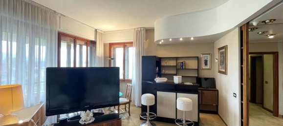 Apartamento de 6 habitaciónes en Florence, Italy No. 14434 5
