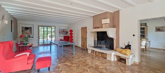  Castillos de 5 dormitorios en Montrevel-en-Bresse, France No. 311509 6