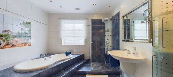 Edificio de 6 dormitorios en Augsburg, Germany No. 25520 4