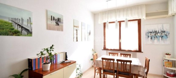 2 bedrooms Apartment in Morrovalle, Italy No. 148035 2
