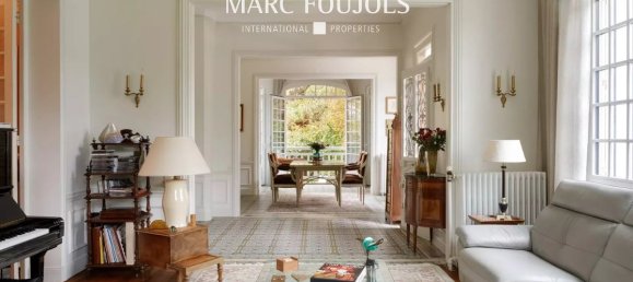 5 bedrooms Villa in Yerres, France No. 181553 7