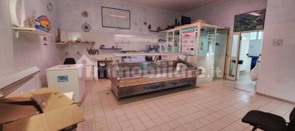 2غرفة عقار تجاري في Campomarino, Italy رقم 138464 3