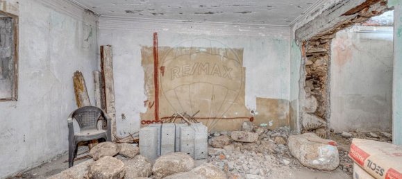 3 Schlafzimmer Haus in Madalena, Portugal, Nr. 281003 4