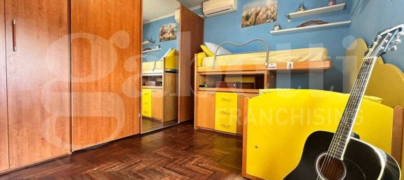 4 rooms Apartment in Rome, Italy No. 311253 17