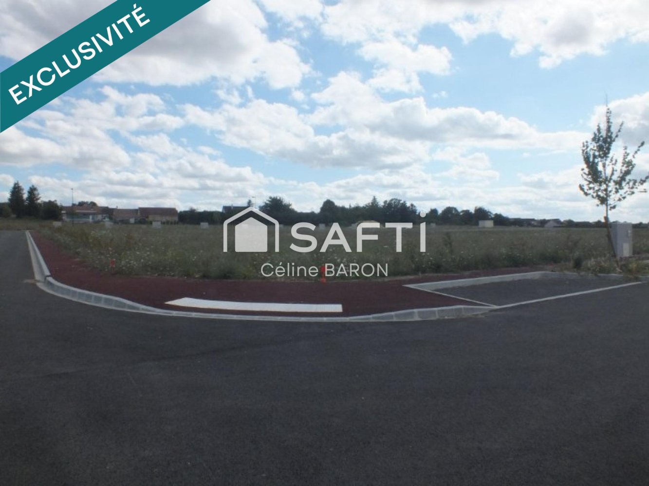 Grundstück in Niherne, France, Nr. 52918