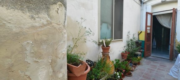 3 bedrooms House in Vernole, Italy No. 381743 4