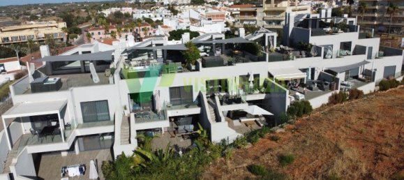 4 Schlafzimmer Villa in Lagoa, Portugal, Nr. 136950 38