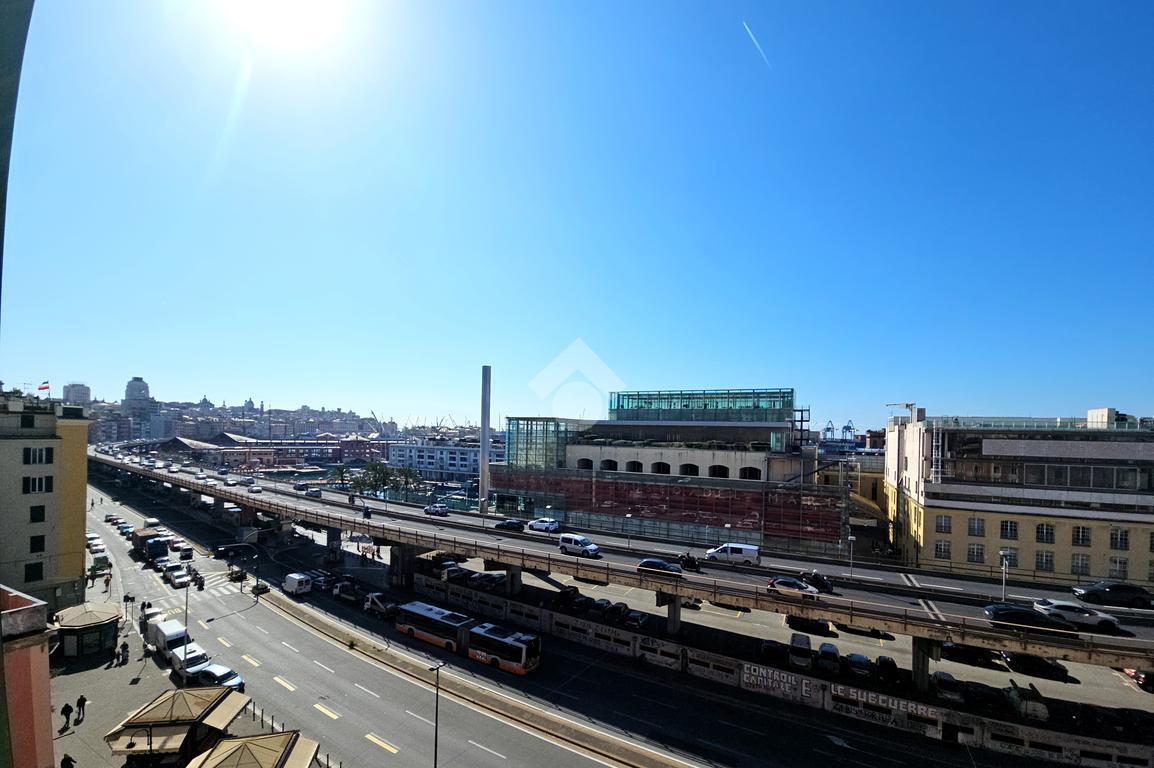 2 rooms Apartment in Genoa, Italy No. 11392