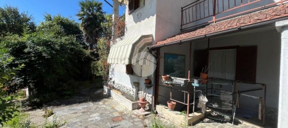 6 rooms House in Bagnolo Piemonte, Italy No. 279512 4