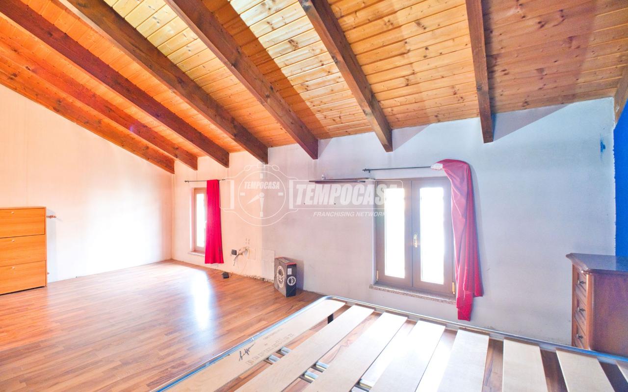 4 rooms House in Rive, Italy No. 234199