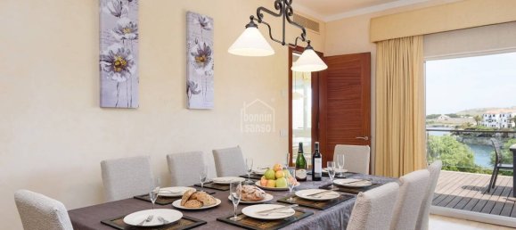 5 غرف نوم فيلا في Es Castell, Spain رقم 1495 5