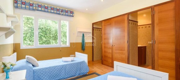 5 غرف نوم فيلا في Es Castell, Spain رقم 1495 14