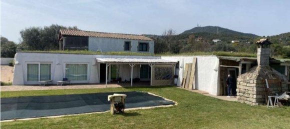 Квартира с 7 комнатами в Ольбия, Италия № 13430 7