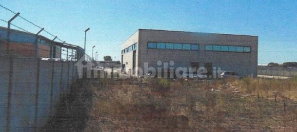 1-salle Entrepôt à Apricena, Italy No. 363355 11